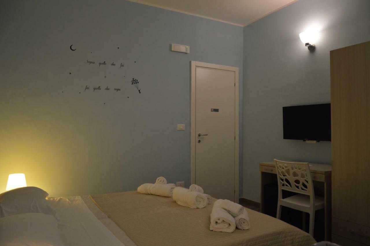 La Gemma Nel Borgo B&B 泰尔莫利 外观 照片